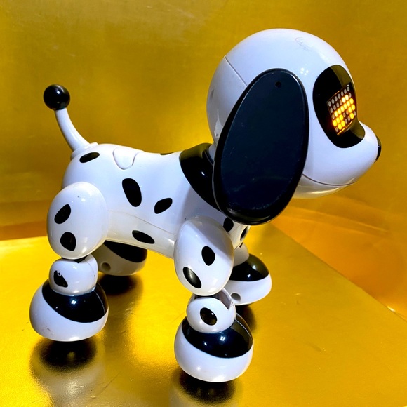 ZOOMER ZUPPIES COLLECTIBLE SPOT INTERACTIVE PUPPY WORKS MUSIC, SOUND & LIGHTS UP - Picture 3 of 15